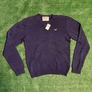 NWT Vintage 2000s Hollister Navy Men's Sweater M